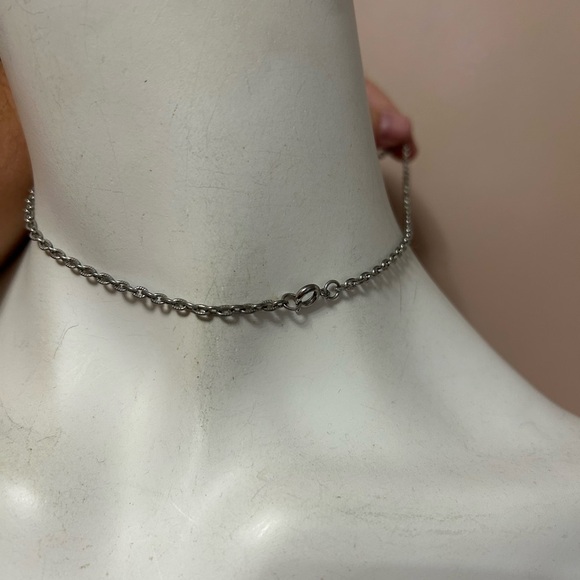 5/$25 cross silver pendant necklace 24 inches 🕺 - Picture 6 of 6